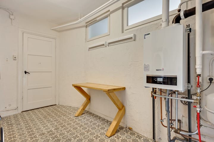 Twee-onder-één-kap te koop: Broekhin Zuid 65, Roermond