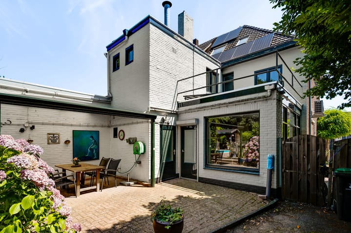 Twee-onder-één-kap te koop: Broekhin Zuid 65, Roermond