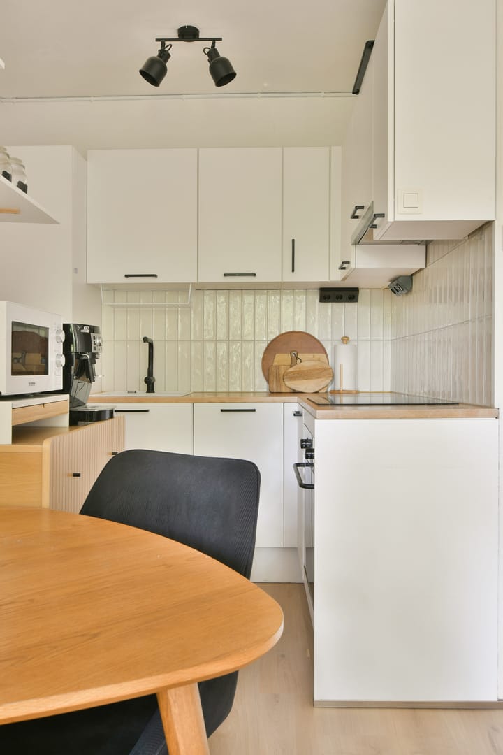 Studio te koop: Van Nijenrodeweg 697, Amsterdam