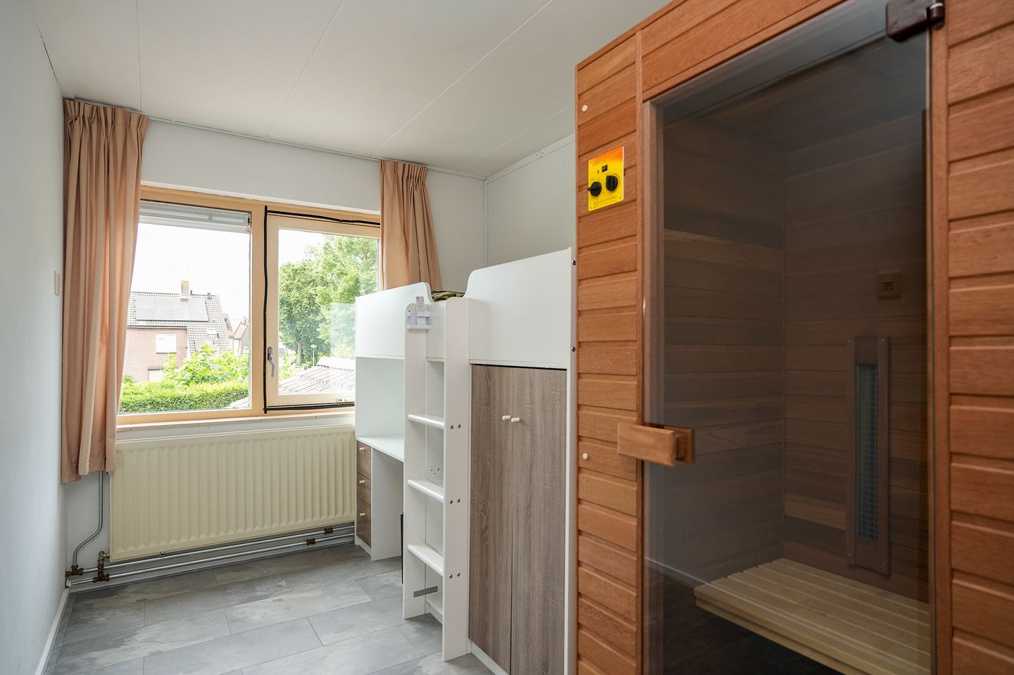 Photo 19 of van Boetzelaerstraat 58