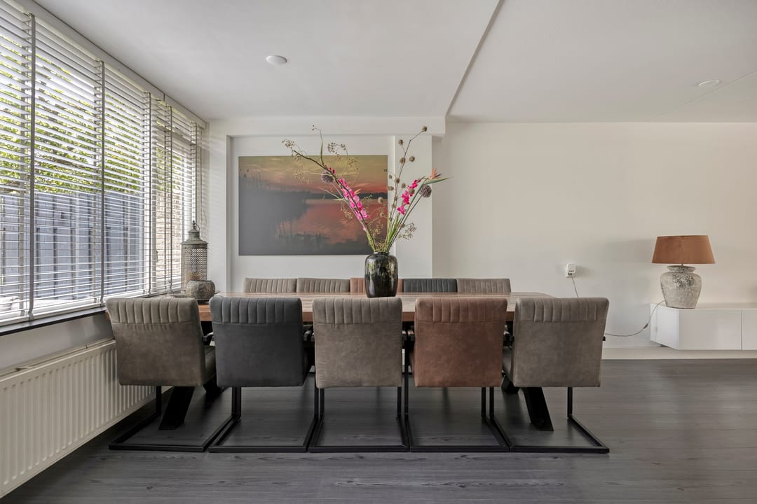Photo 11 of Zilverpark 165