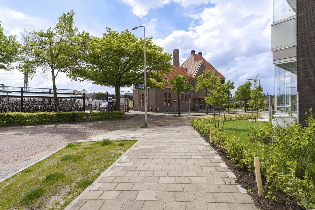 Photo 16 of Stationsplein 18