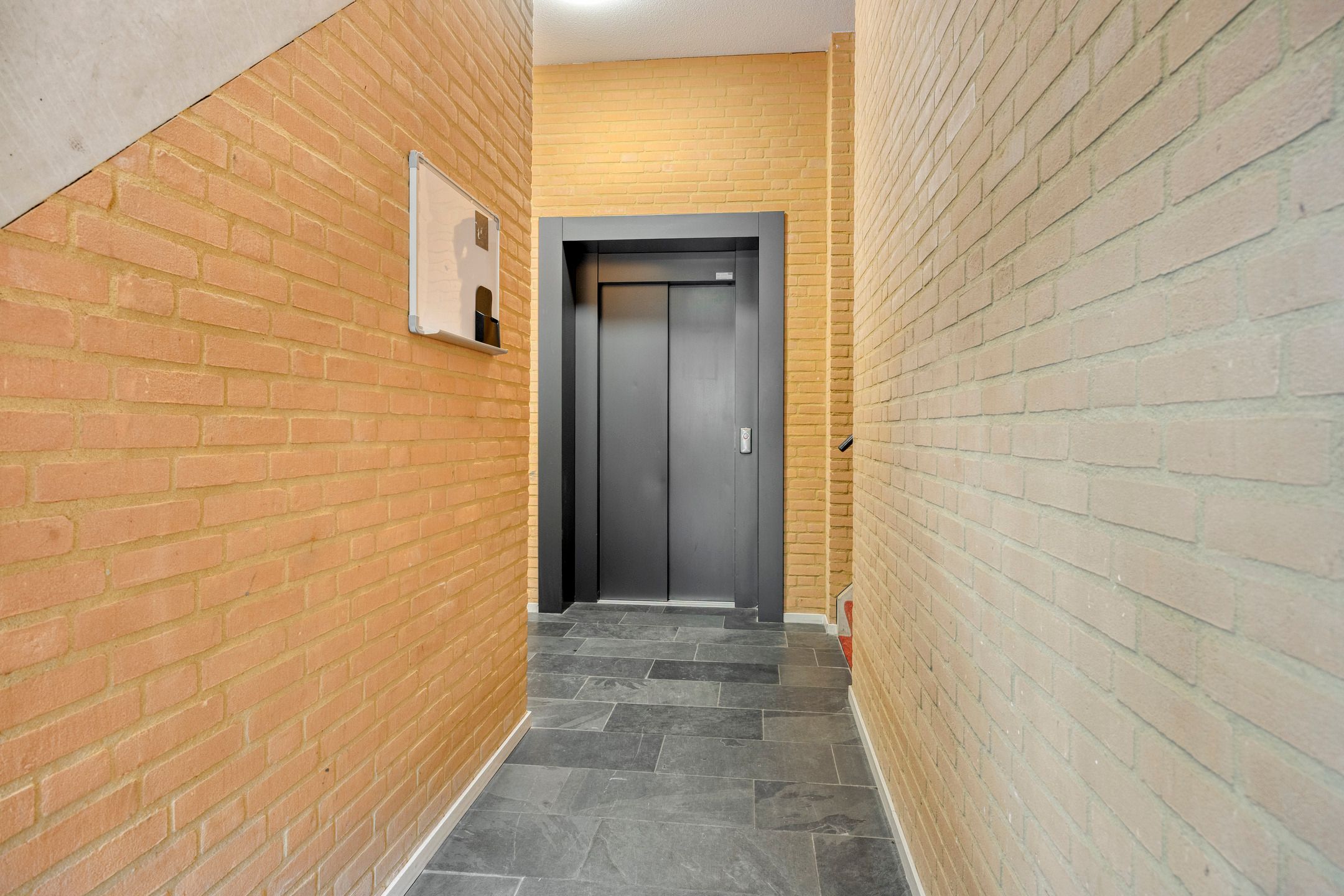 Photo 6 of Koornstraat 28-H