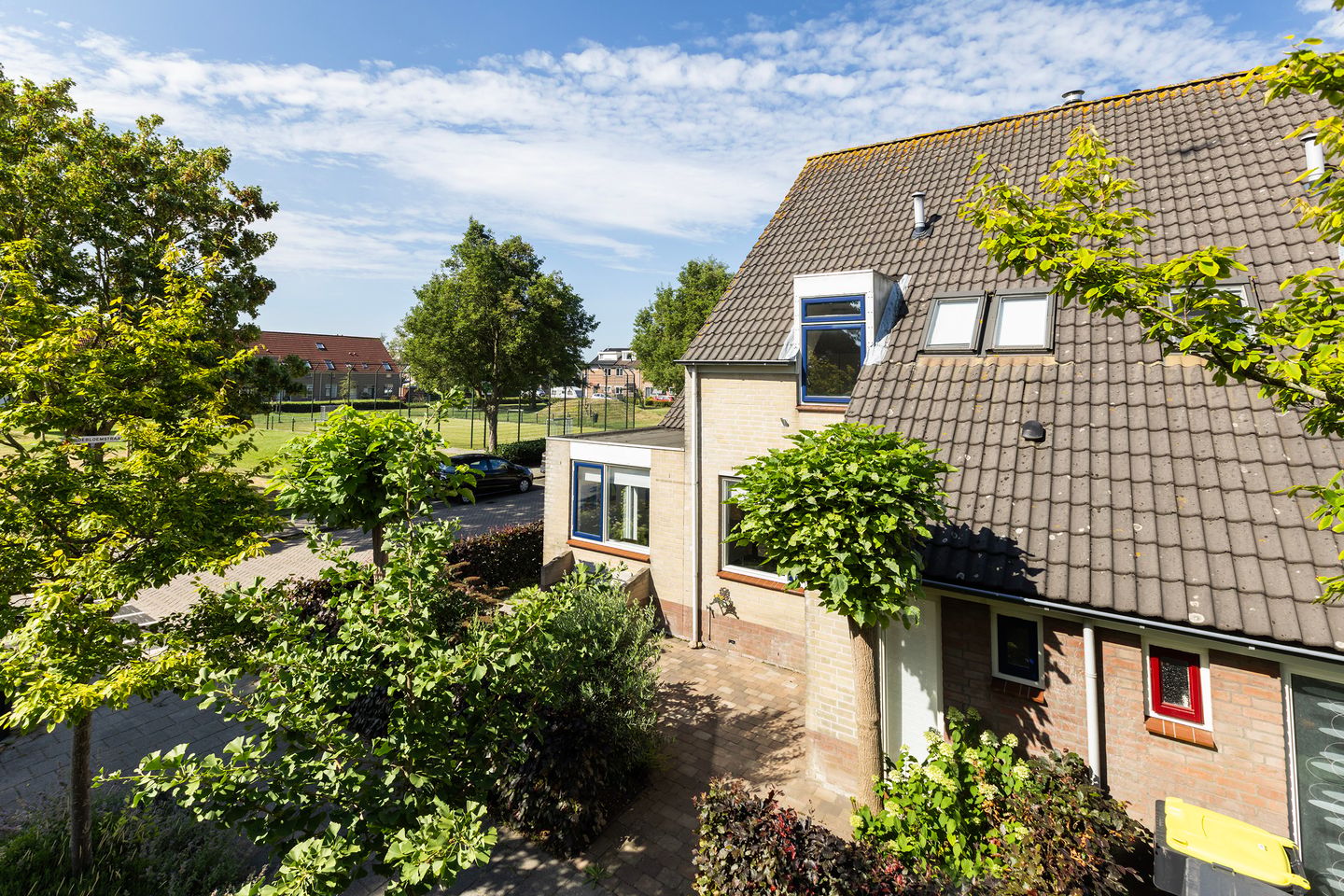 Foto 4 van Burg. Korstanjestraat 23