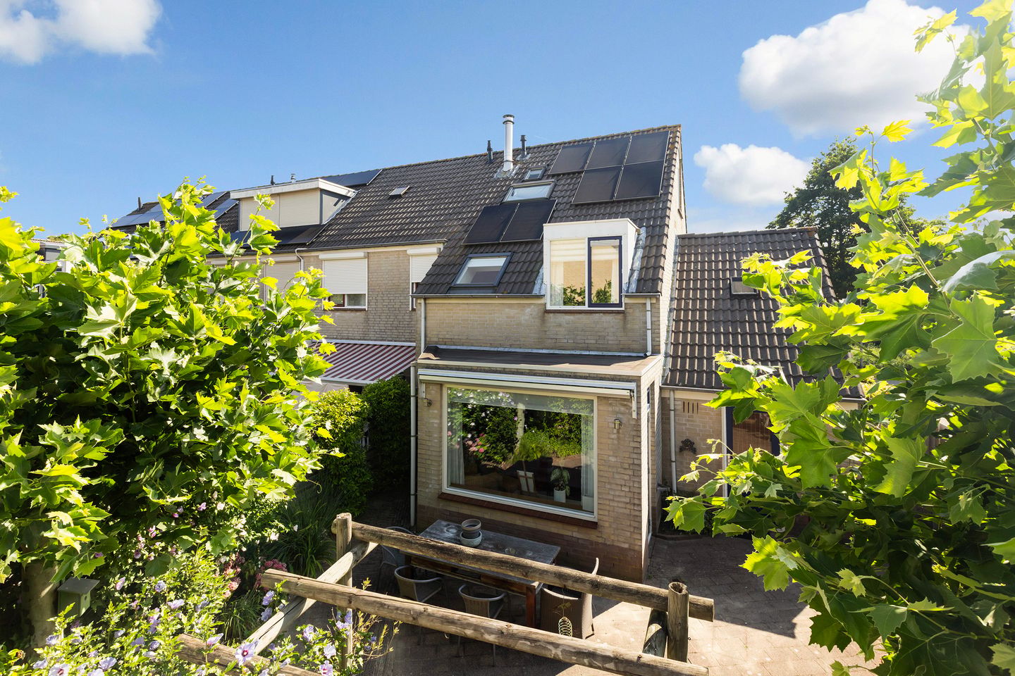 Foto 40 van Burg. Korstanjestraat 23