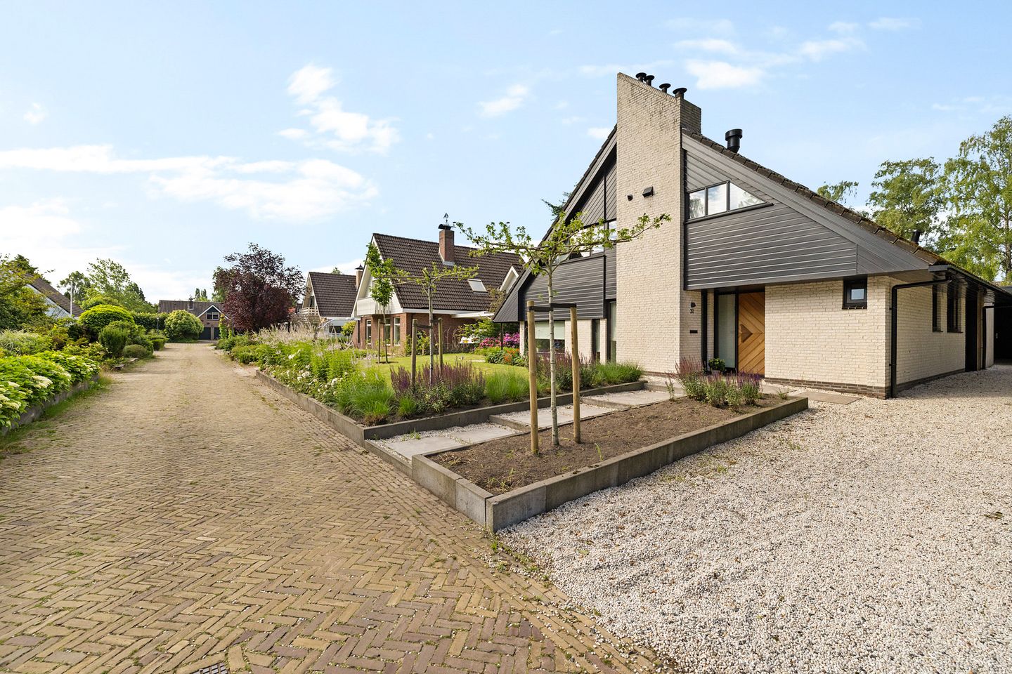 Foto 10 van Leeuwetand 21