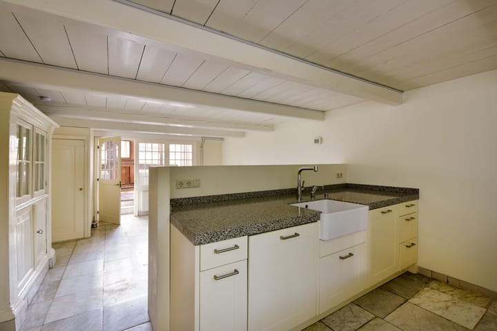 Tussenwoning te koop: Oude Doelenkade 21, Hoorn