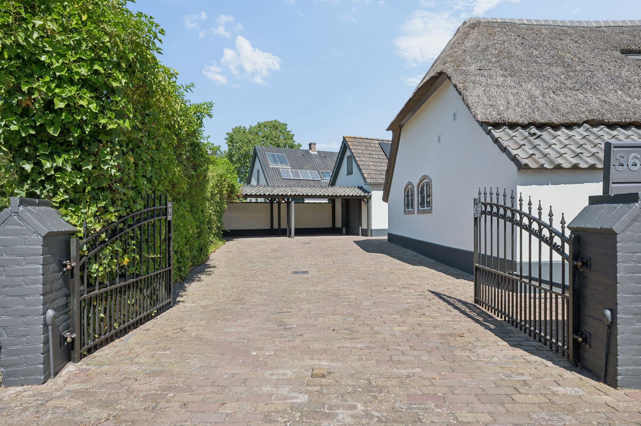 Photo 63 of Ingenieur van Stuivenbergweg 36