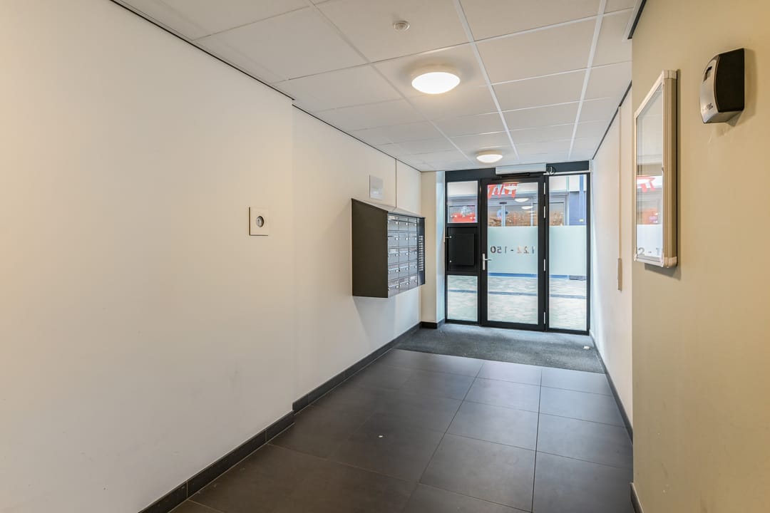 Photo 7 of Promenade 142