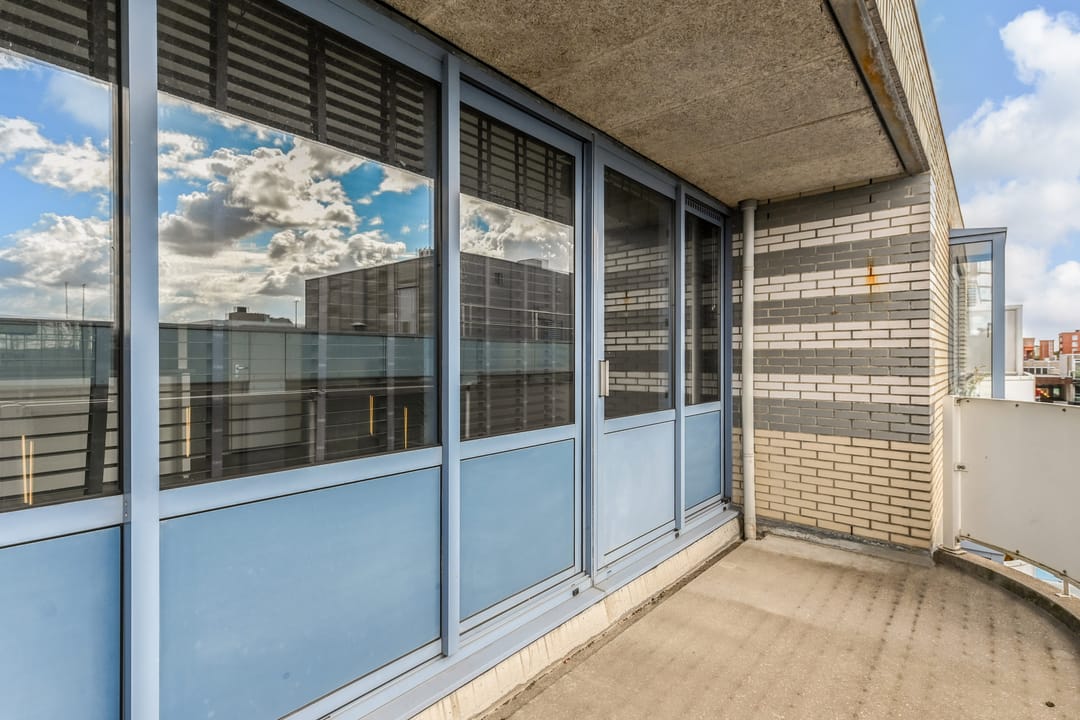Photo 16 of Promenade 142