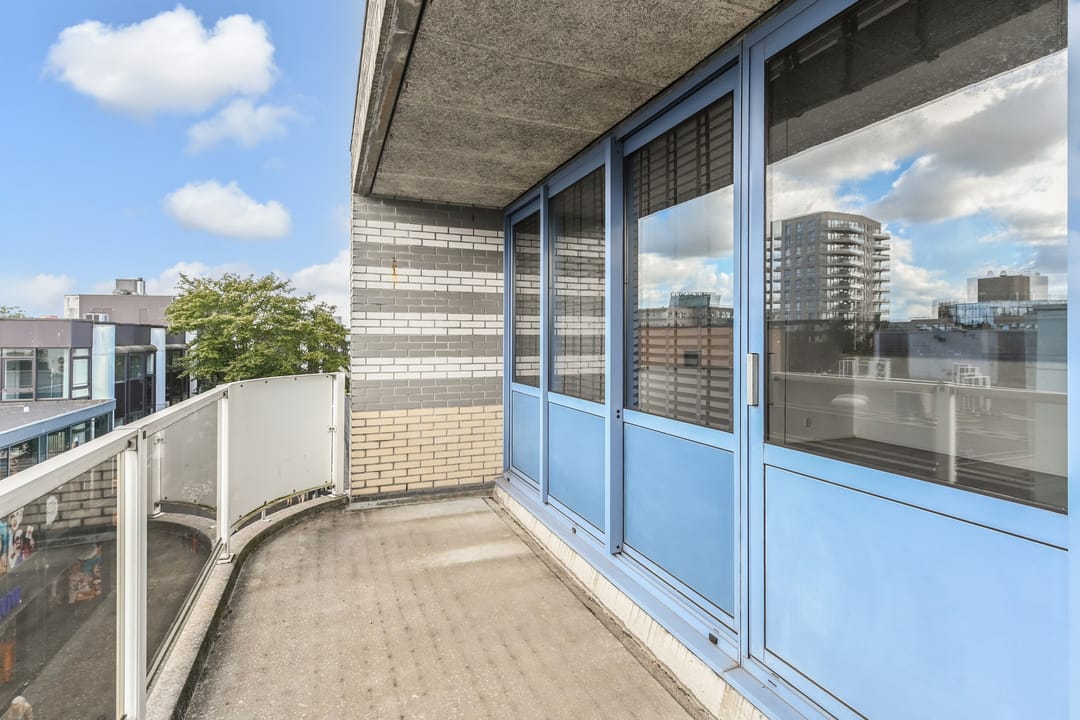 Photo 13 of Promenade 142