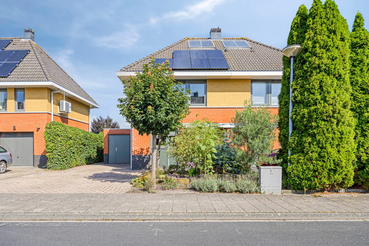 Hoekwoning te koop: Eckhartstraat 38, Groningen
