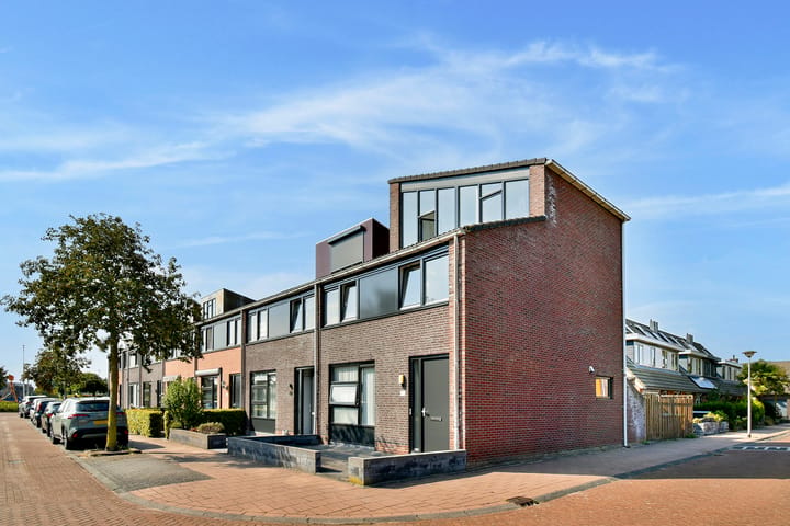Foto 4 van Van Duin-akker 42