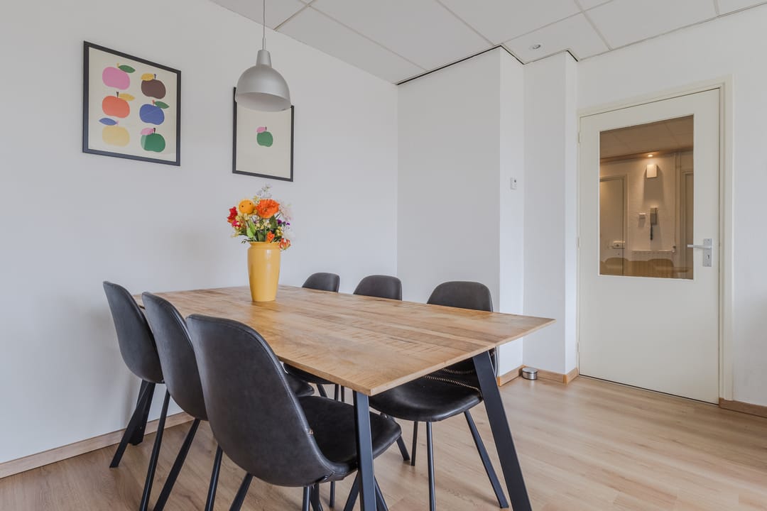 Photo 13 of Plutostraat 62