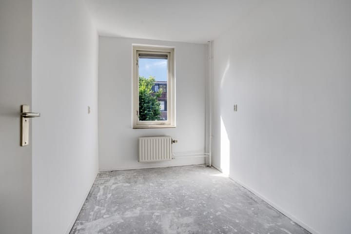 Tussenwoning te koop: Jachthoornpad 10, Nieuwegein