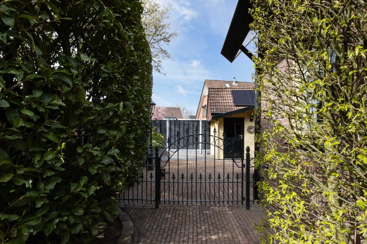 Hoekwoning te koop: Vierhouterweg 15, Elspeet