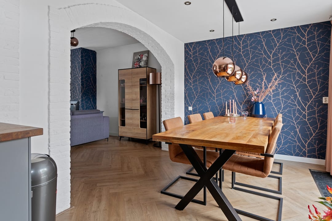 Photo 8 of Van Zuylenstraat 37