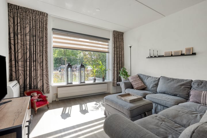 Tussenwoning te koop: Citroenvlinder 123, Meppel