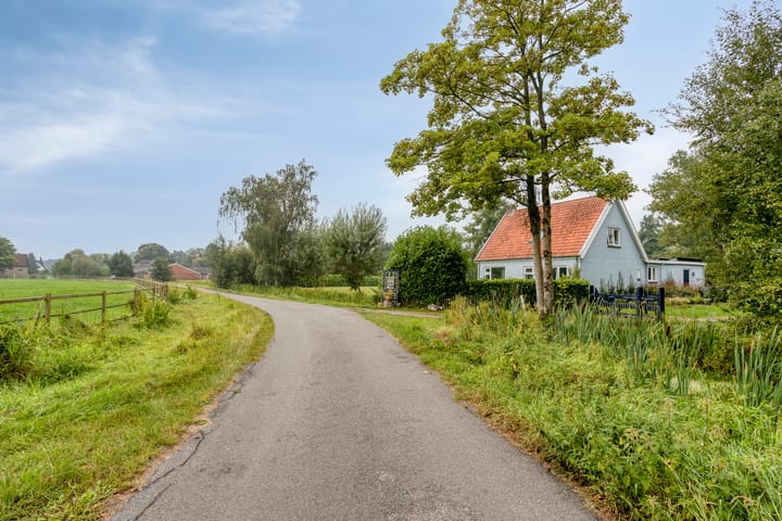 Vrijstaande woning te koop: Welgelegen 7, Lippenhuizen