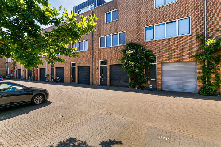 Foto 2 van Emmy Andriessestraat 426