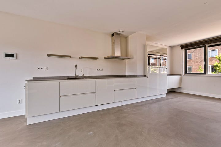 Foto 3 van Emmy Andriessestraat 426