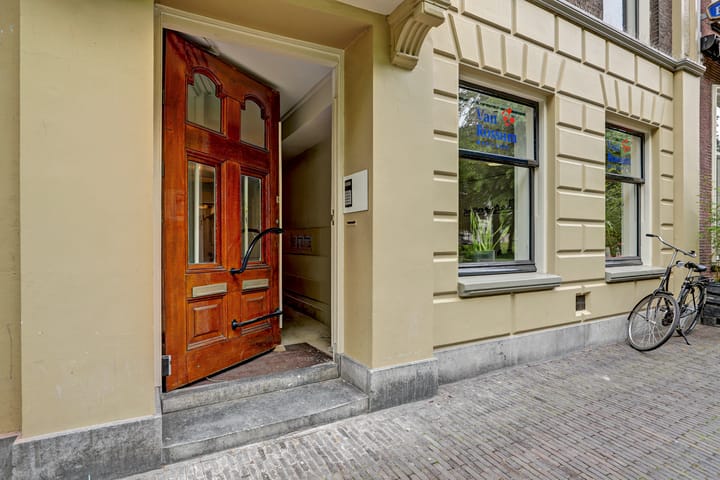 Photo 2 of Lucasbolwerk 18-A