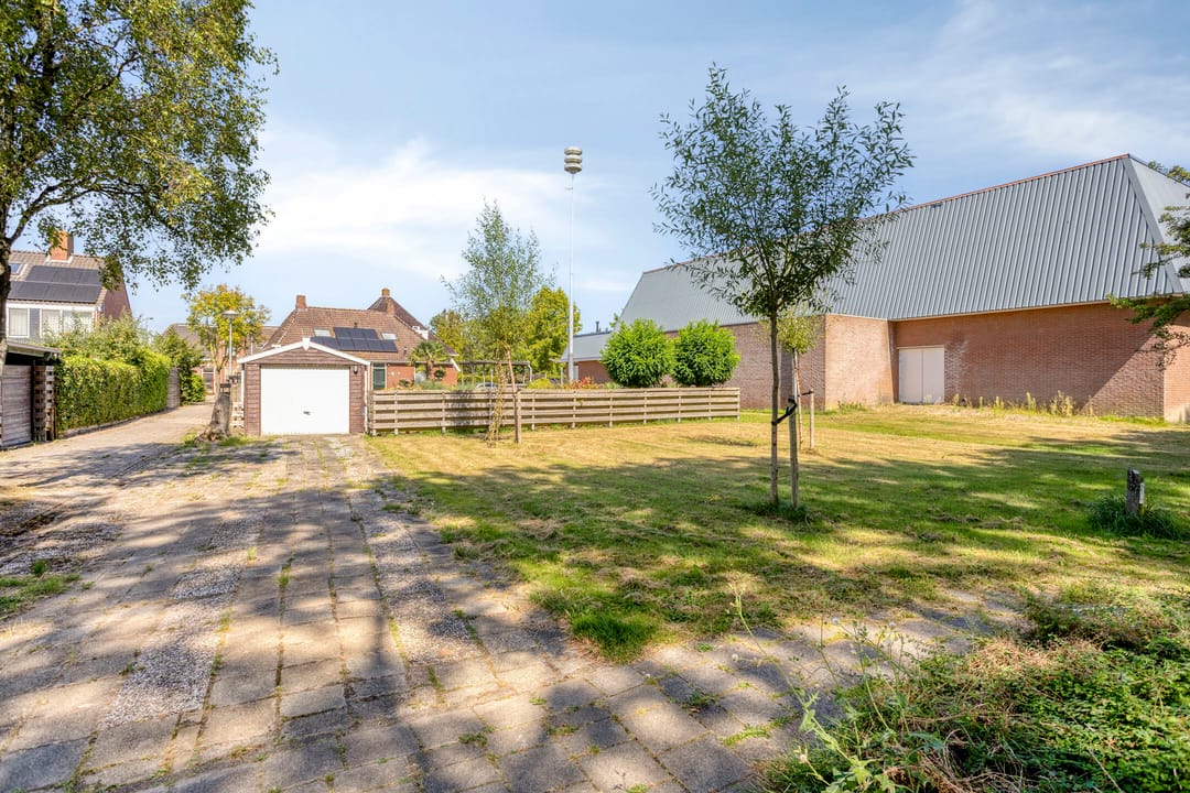 Foto 41 van Schoolstraat 1