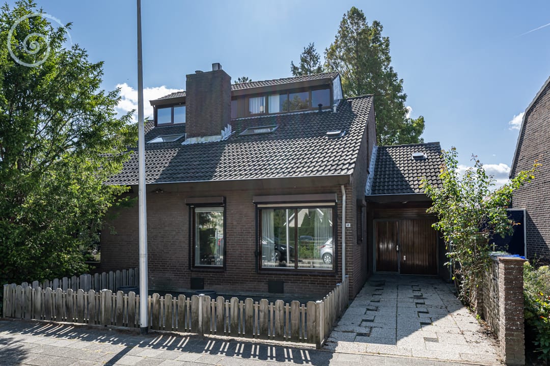Foto 1 van Molenlaan 16