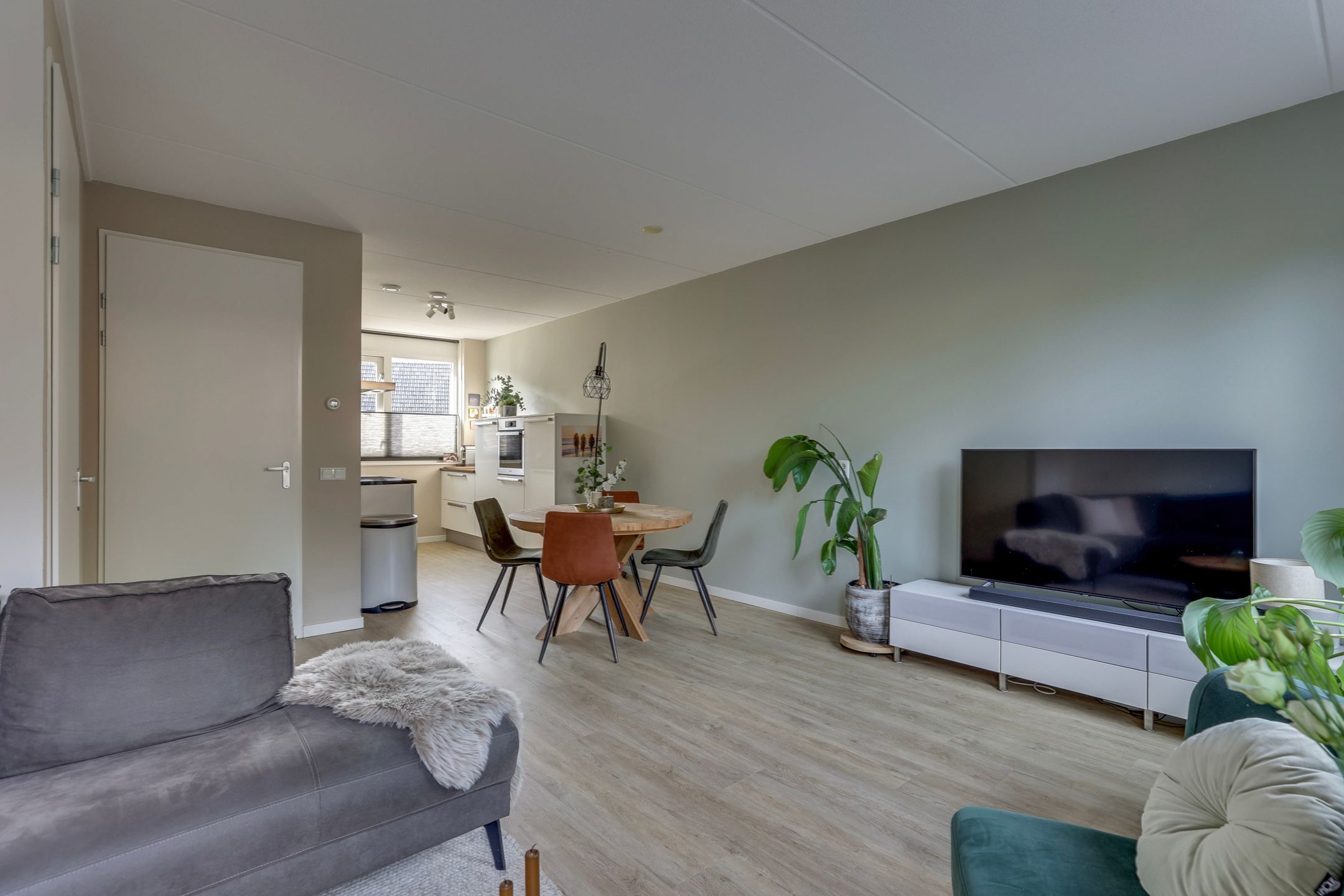 Photo 9 of Hoofdstraat 38-A