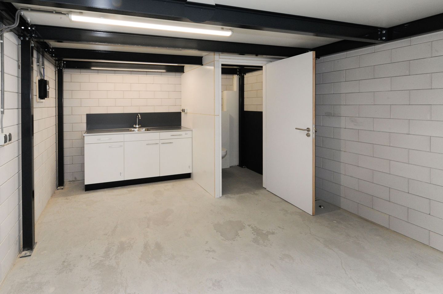 View photo 5 of Scheepmakersstraat 105