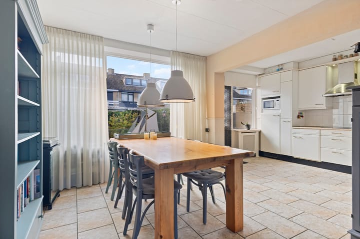 Tussenwoning te koop: Hendrik Broertjesstraat 39, Den Helder