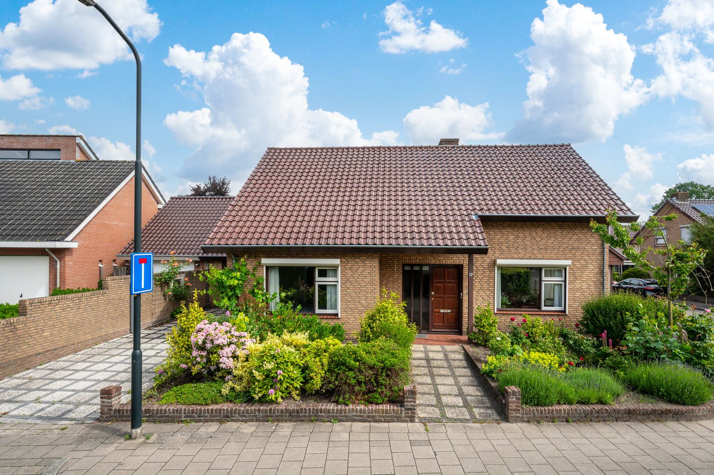 Foto 1 van Bloemheuvellaan 17