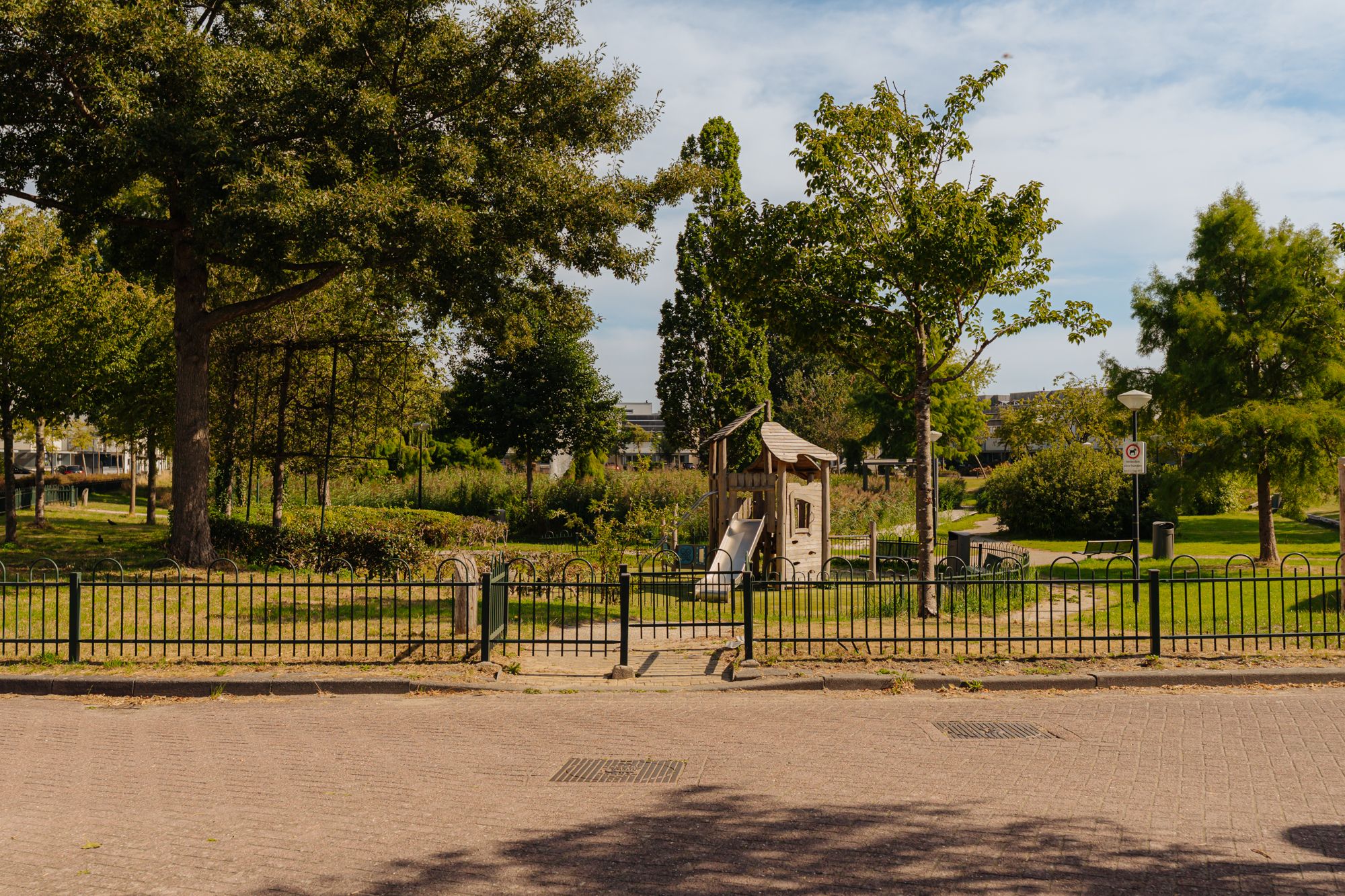 Photo 39 of Iseoplantsoen 17