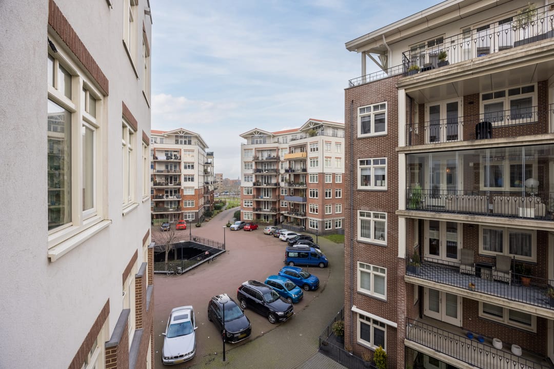 Photo 32 of De Klok 352