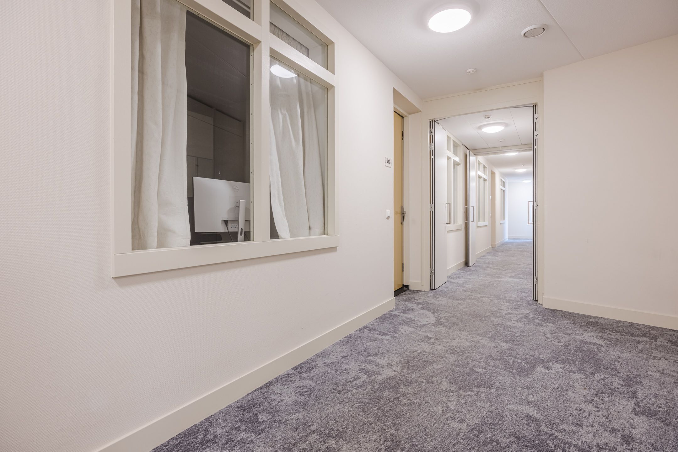 Photo 12 of De Klok 352