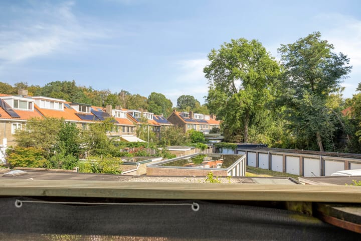 Photo 4 of Noordelijke Parallelweg 135