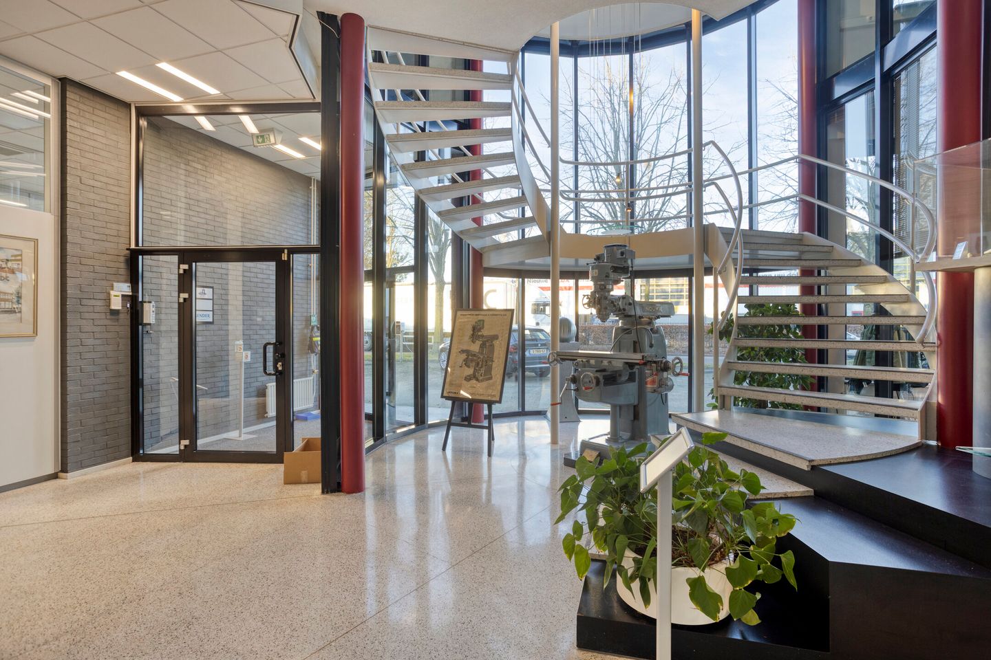 View photo 4 of Plesmanstraat 32