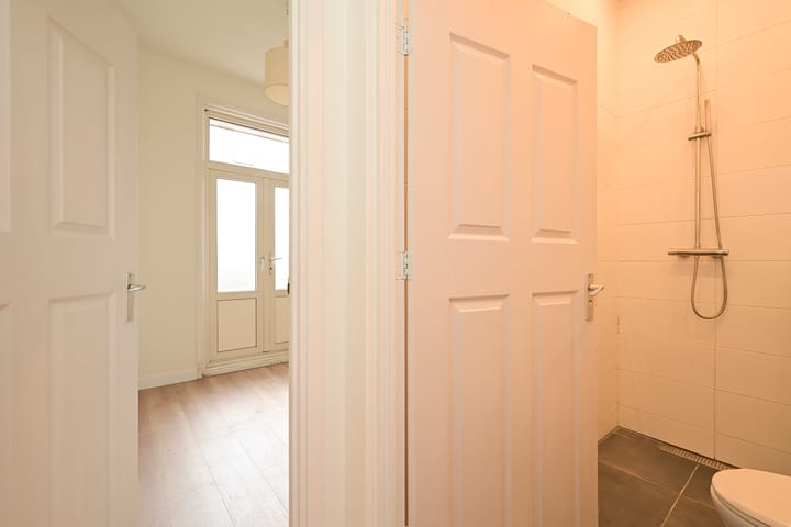 Studio te koop: Fahrenheitstraat 207, 'S-Gravenhage