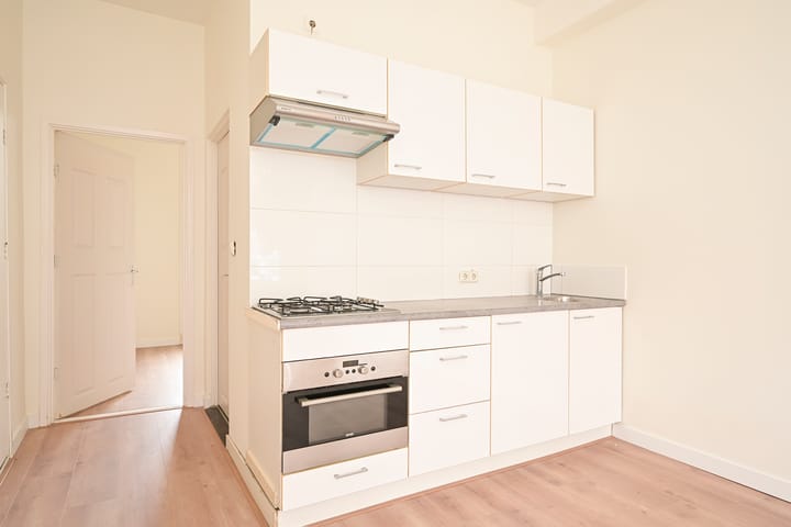 Studio te koop: Fahrenheitstraat 207, 'S-Gravenhage