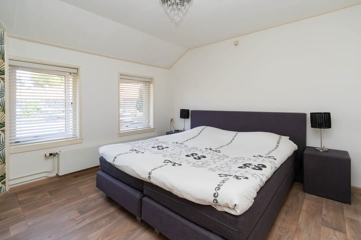 Tussenwoning te koop: Dorsmanstraat 8, Hilversum