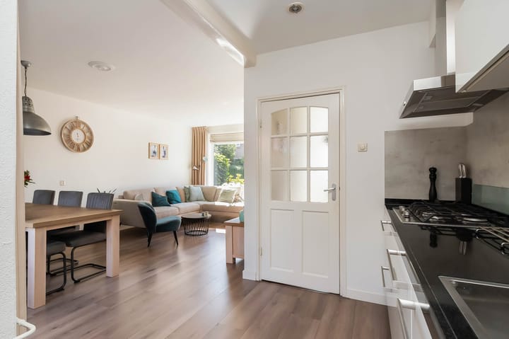Tussenwoning te koop: Dorsmanstraat 8, Hilversum
