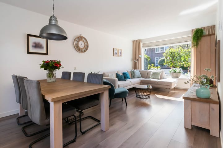 Tussenwoning te koop: Dorsmanstraat 8, Hilversum