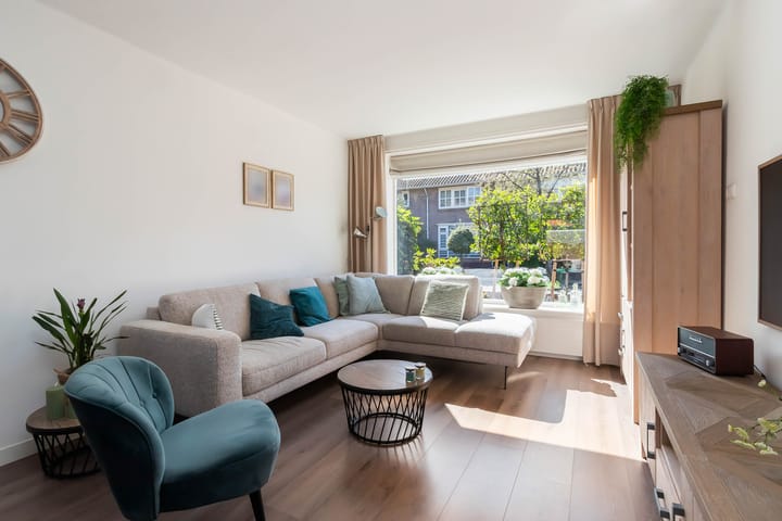 Tussenwoning te koop: Dorsmanstraat 8, Hilversum