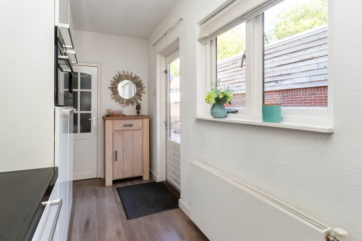Tussenwoning te koop: Dorsmanstraat 8, Hilversum