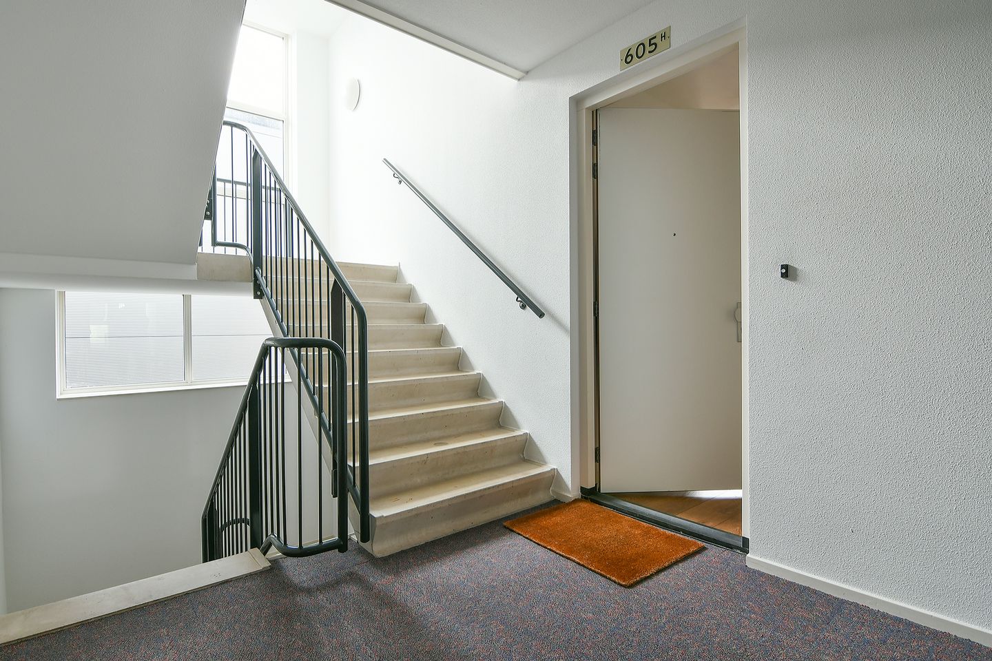Photo 4 of Spieringweg 605-H