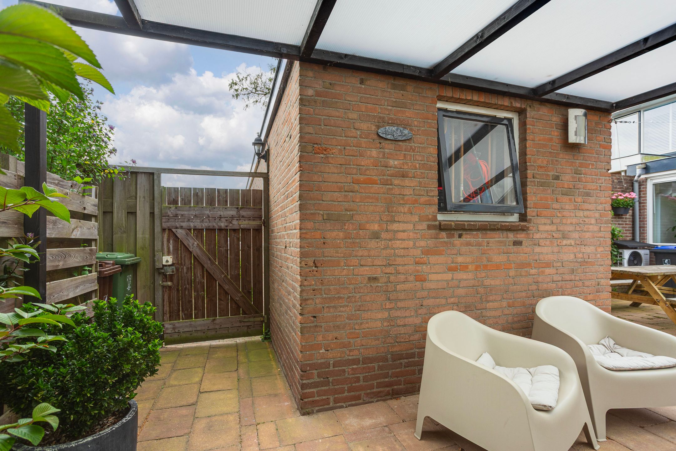 Photo 36 of Van Wanroystraat 3