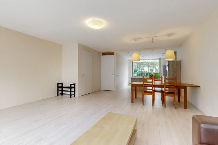 Tussenwoning te koop: Duivenvoorde 46, Amstelveen