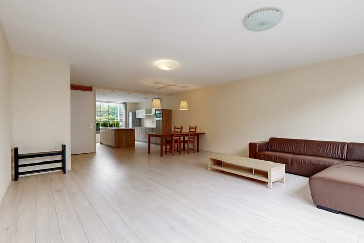 Tussenwoning te koop: Duivenvoorde 46, Amstelveen