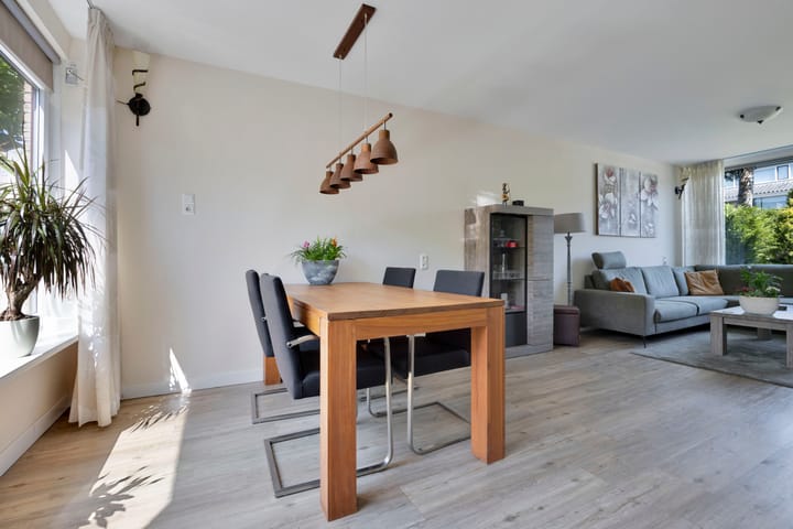 Tussenwoning te koop: Koolmeesstraat 31, Maassluis