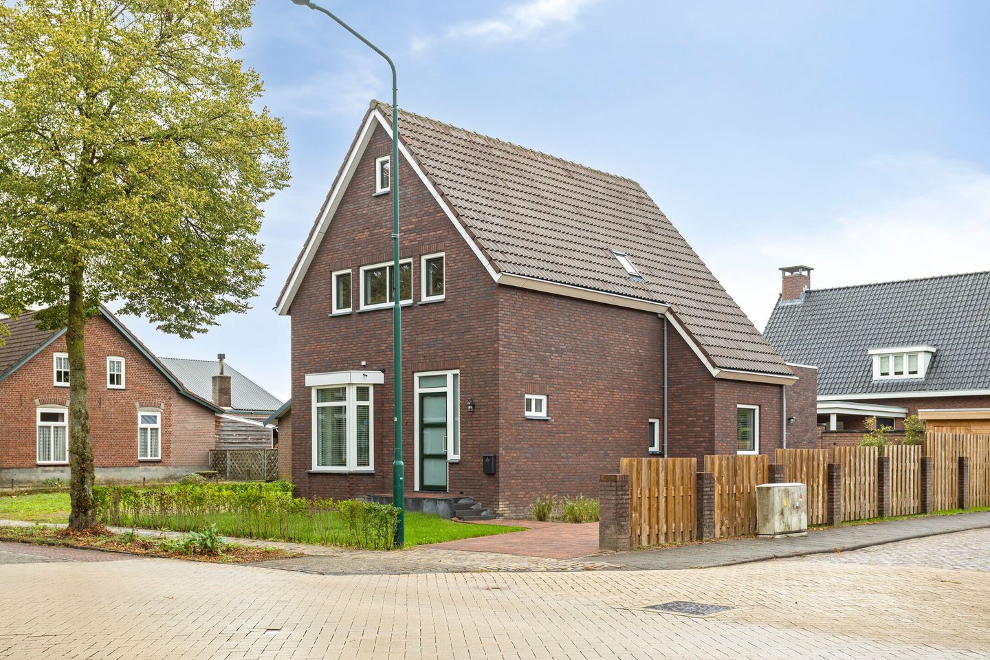 Foto 1 van Laar 74